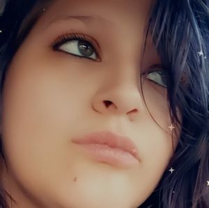 Meet your Posher, Jenelle